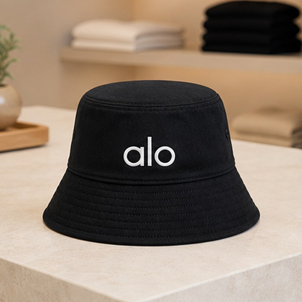 ALO Yoga Black Resort Bucket Hat OS